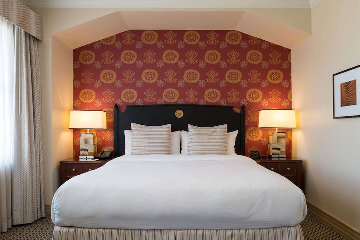 Room 17 of 47