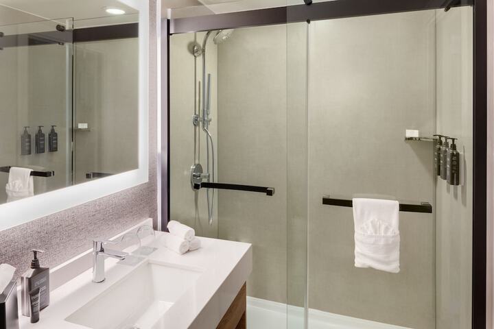 Sheraton Stonebriar Hotel