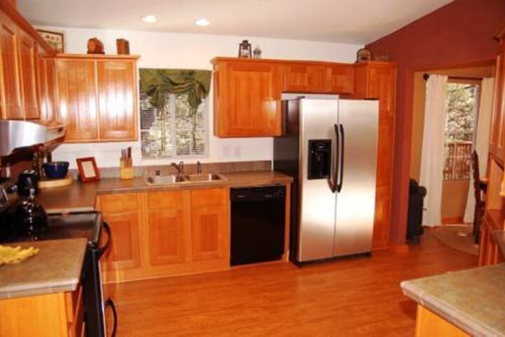 KAMP KIWIS CABINS