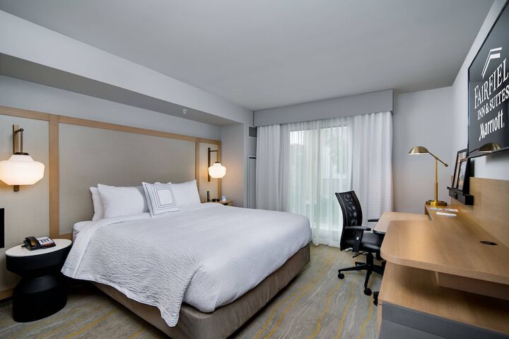 Room 19 of 36