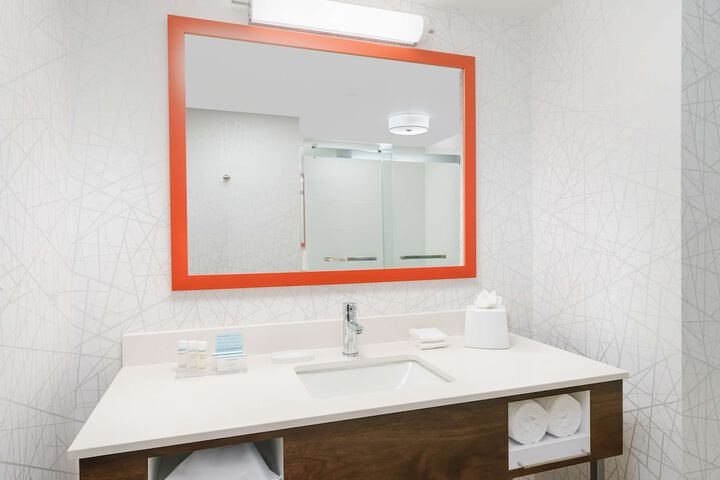 Hampton Inn & Suites Thousand Oaks CA