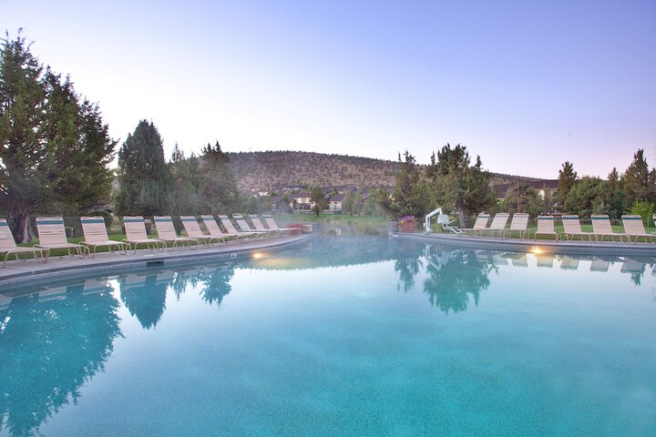 Pool 5 of 42