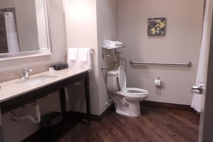 Room 25 of 53