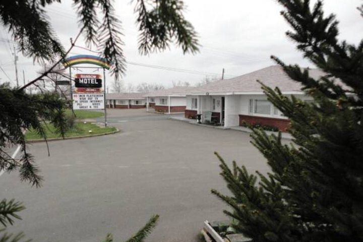 RAINBOW MOTEL