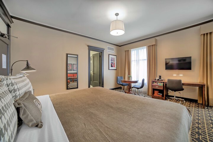 Room 40 of 62