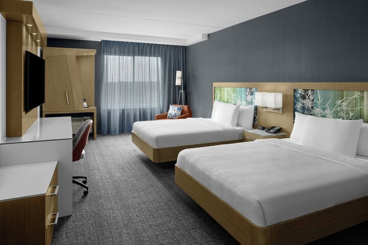 Room 19 of 47