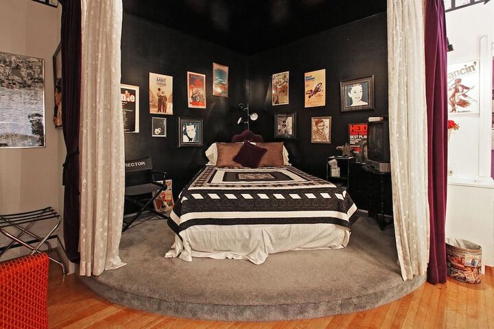 Room 11 of 39