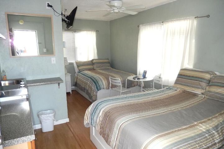 Room 18 of 43