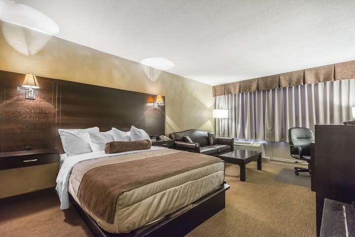 Room 16 of 28