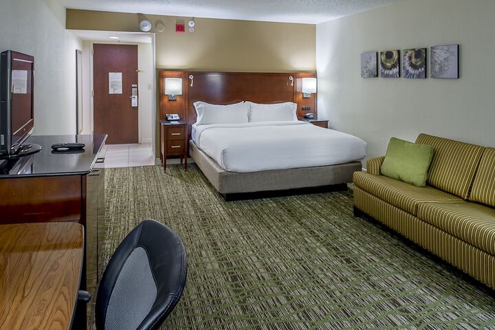 Room 46 of 85