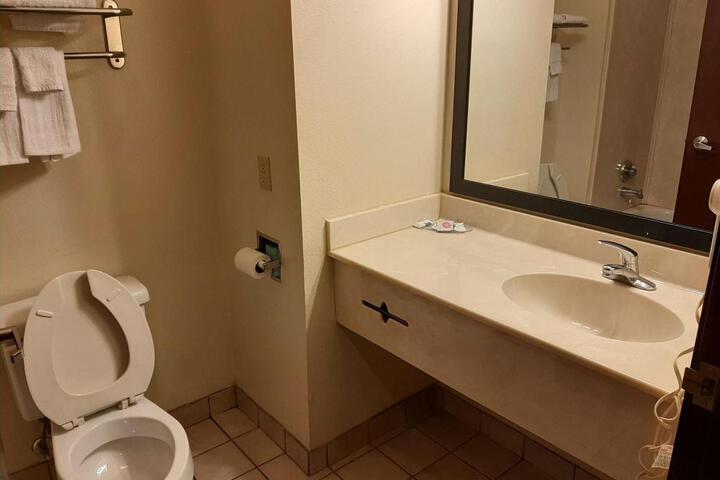 Baymont Inn and Suites Carthage