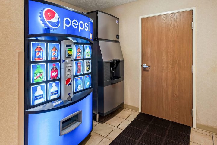 Comfort Suites Clackamas