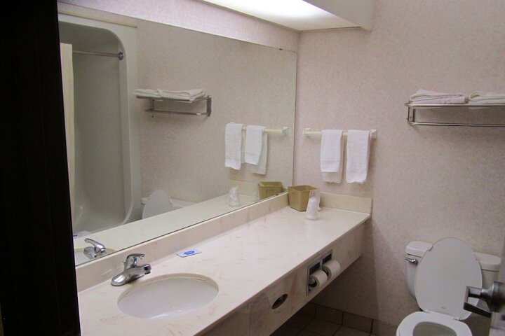 Room 40 of 62