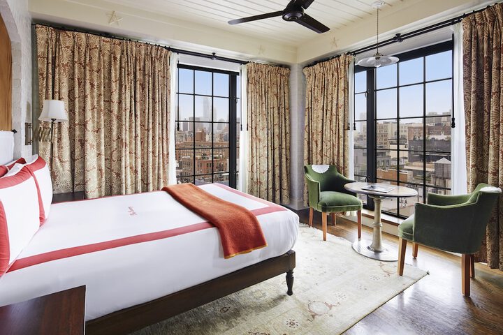 Room 28 of 51