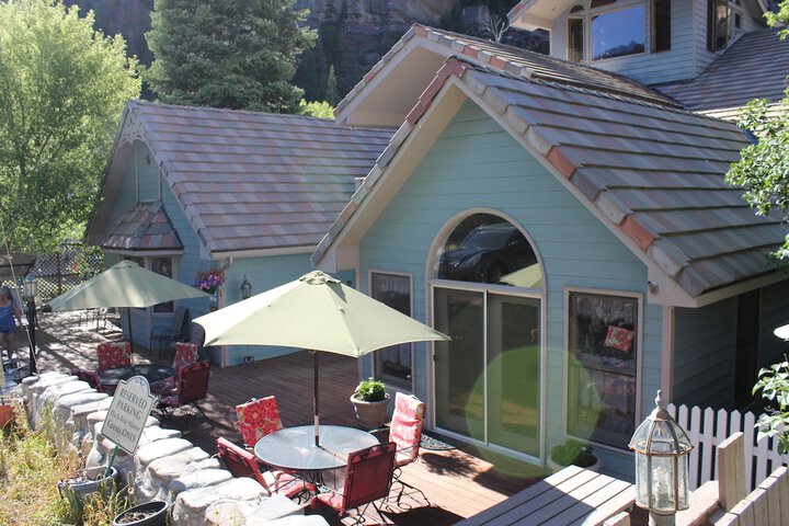 Sundeck 84 of 88