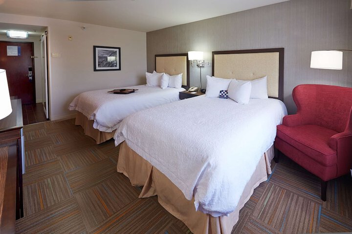 Room 35 of 53