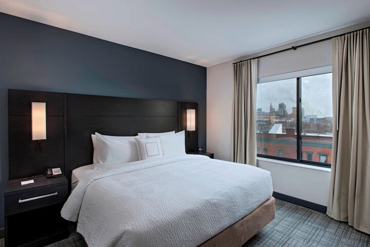 Room 21 of 30