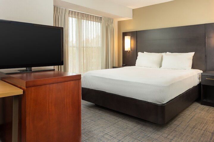 Room 36 of 60