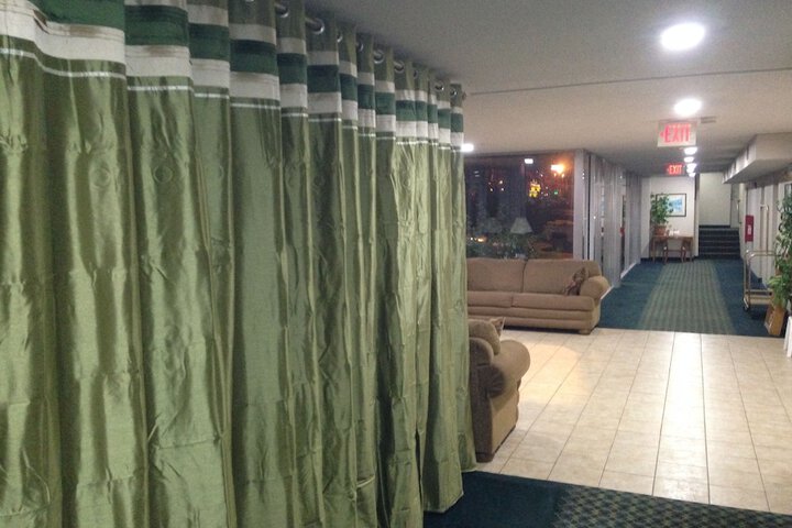 Hotel Interior 11 of 49