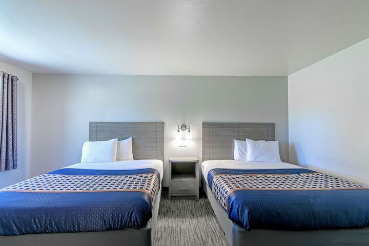 Room 36 of 109