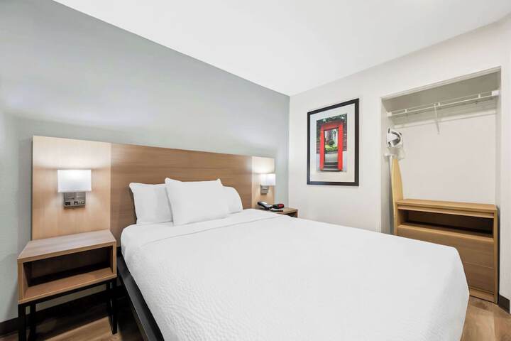 Room 28 of 29