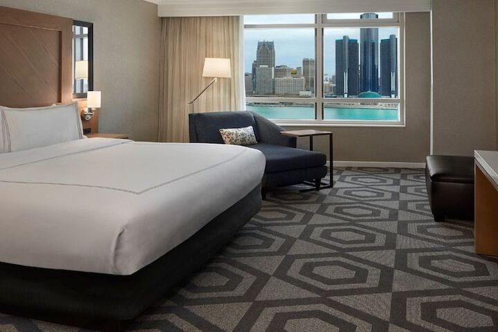 Room 28 of 44