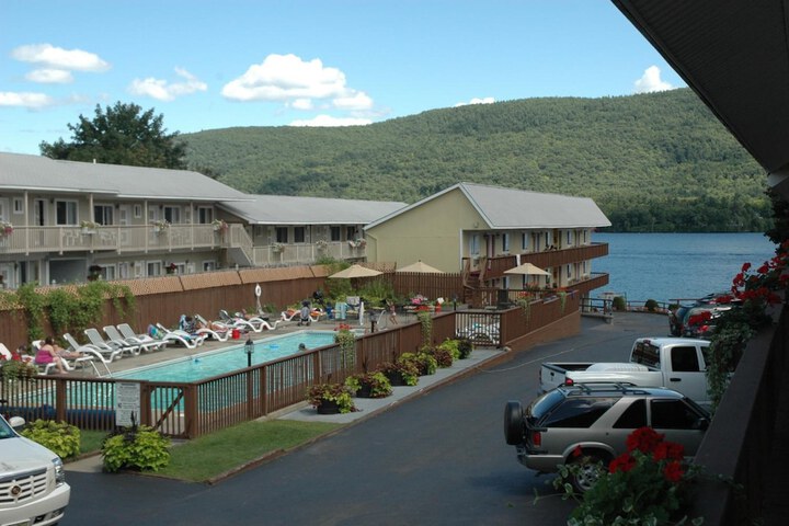 Pool 4 of 56