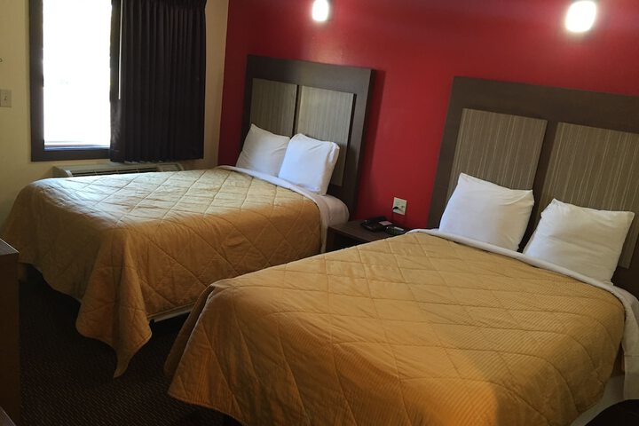 Room 10 of 19