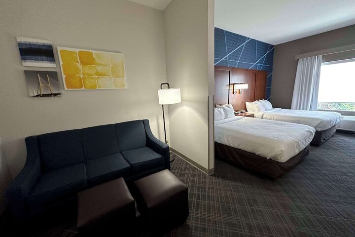 Room 26 of 34