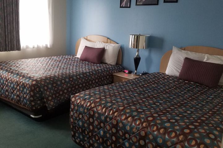 Riverview Lodge