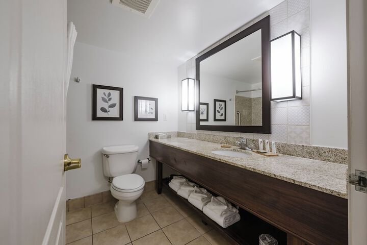 Country Inn & Suites by Radisson Lake George (Queensbury), NY