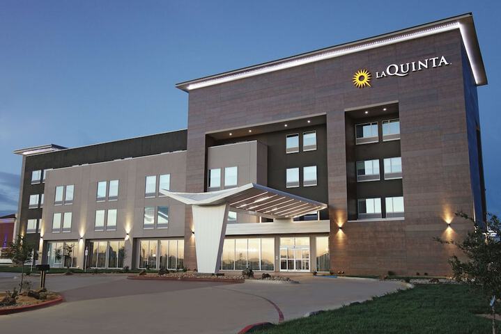 Hotel 3 of 33