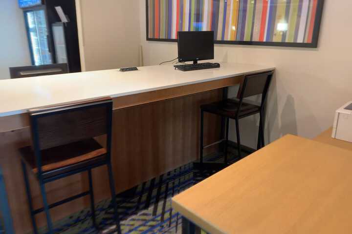 Business Center 45 of 45