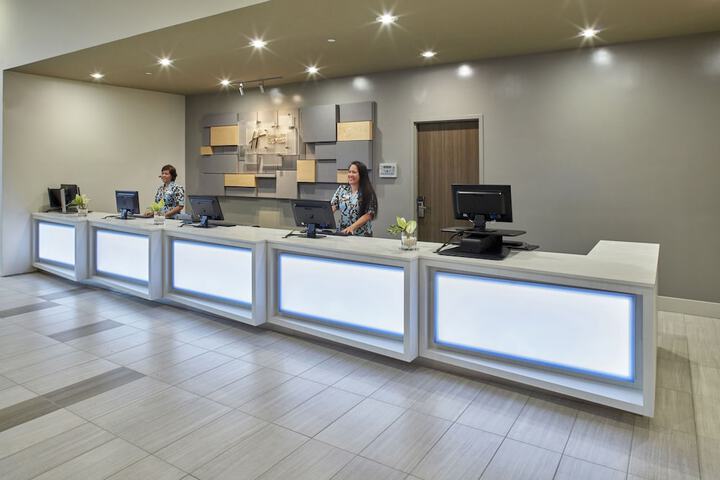 Hotel 7 of 65