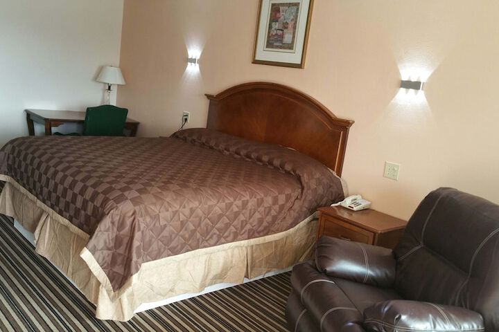 Room 18 of 21