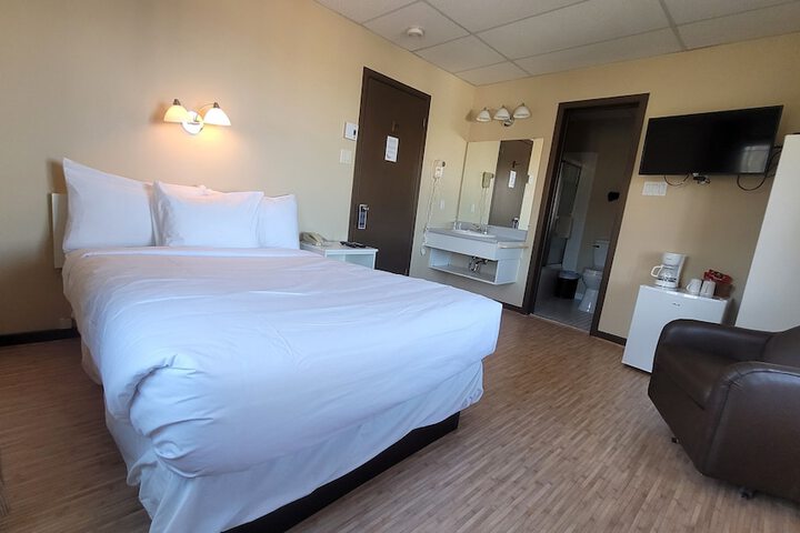 Room 18 of 87