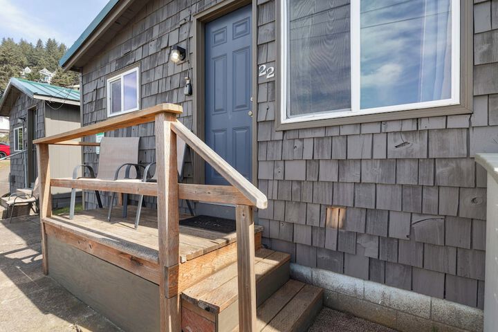 Oceanside Ocean Front Cabins