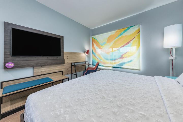 Tru by Hilton The Colony Dallas