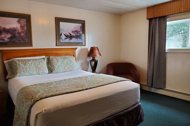 Delta Accommodations-Alaska Country Inn