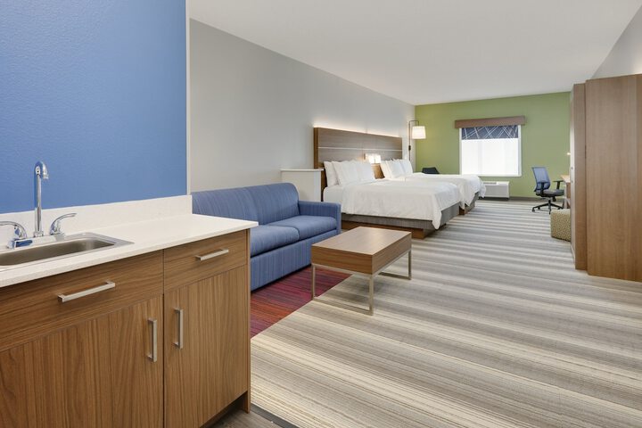 Room 9 of 41