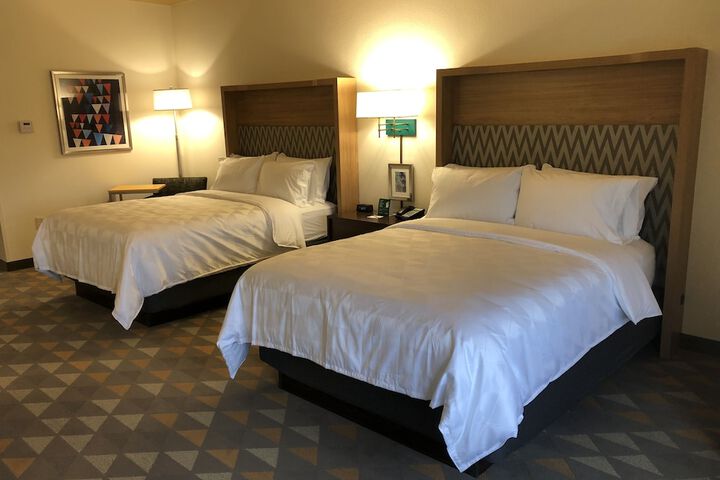 Room 18 of 35