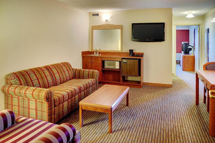 Lakeview Gimli Resort & Conference