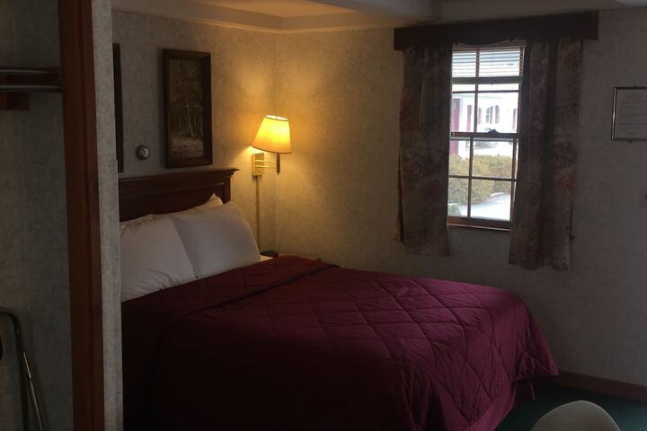 Stonybrook Motel & Lodge