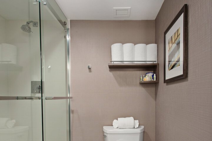 Room 14 of 48