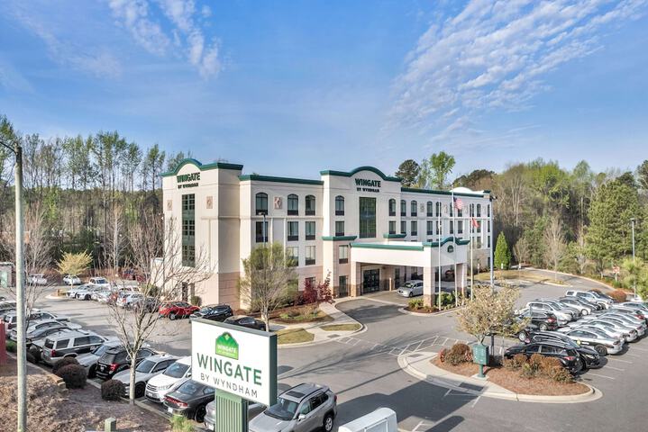 Hotel 2 of 63