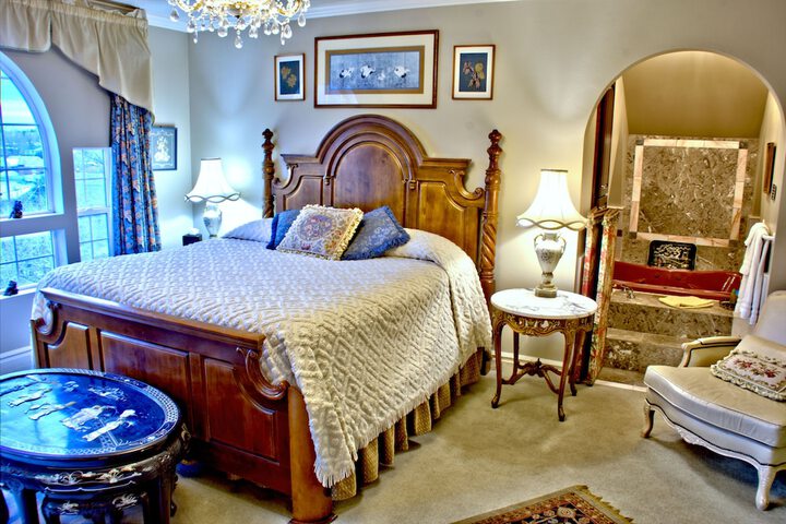 Room 140 of 171