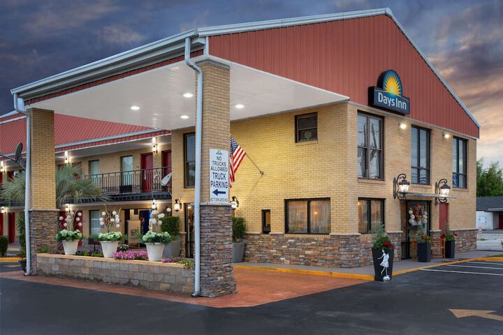 Hotel 3 of 23