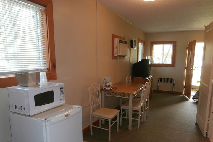 Riverbend Lodging