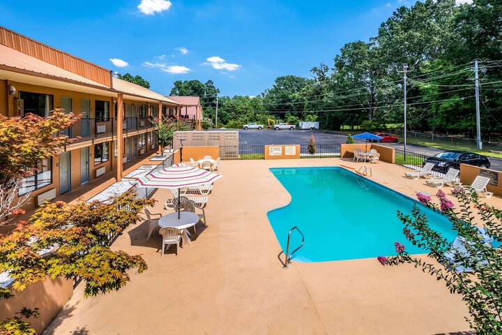 Pool 5 of 60