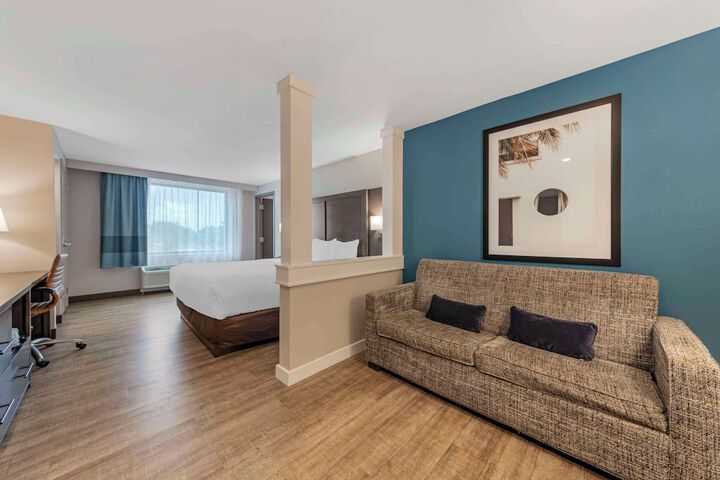 Room 14 of 50